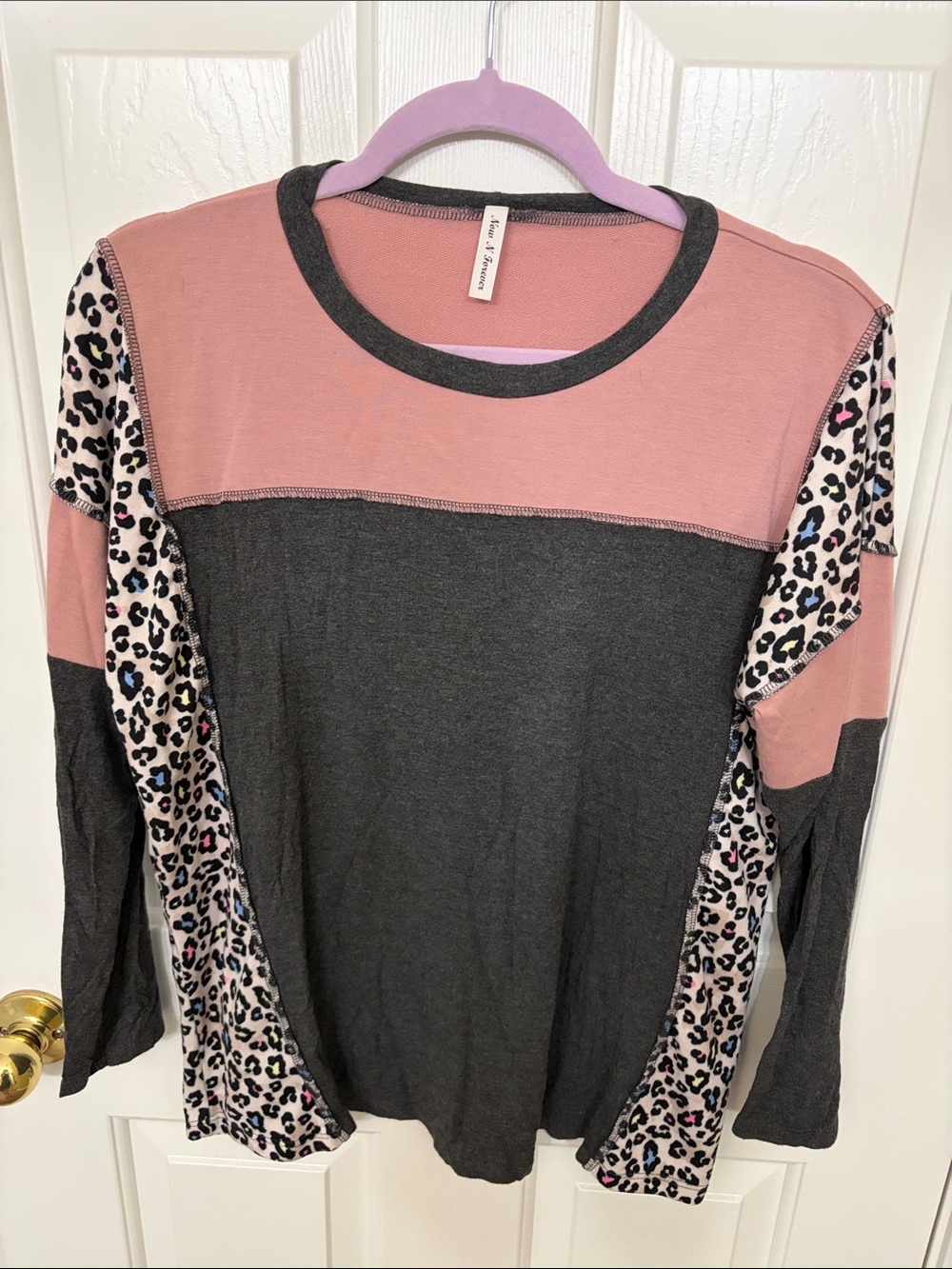 Colorblock Long Sleeve Tee with Leopard Trim - Blush & Charcoal